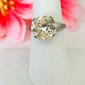 Vintage Silver Ring size 8. Large Round clear Yellow stone